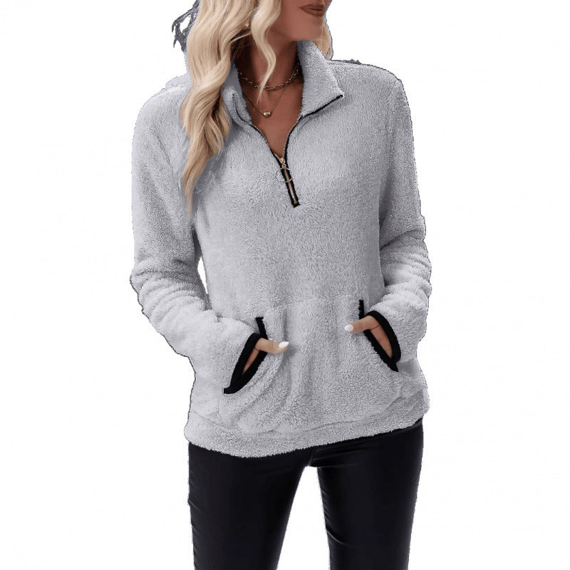 Soft teddy sweater for women with a casual look and half zipper Lune London