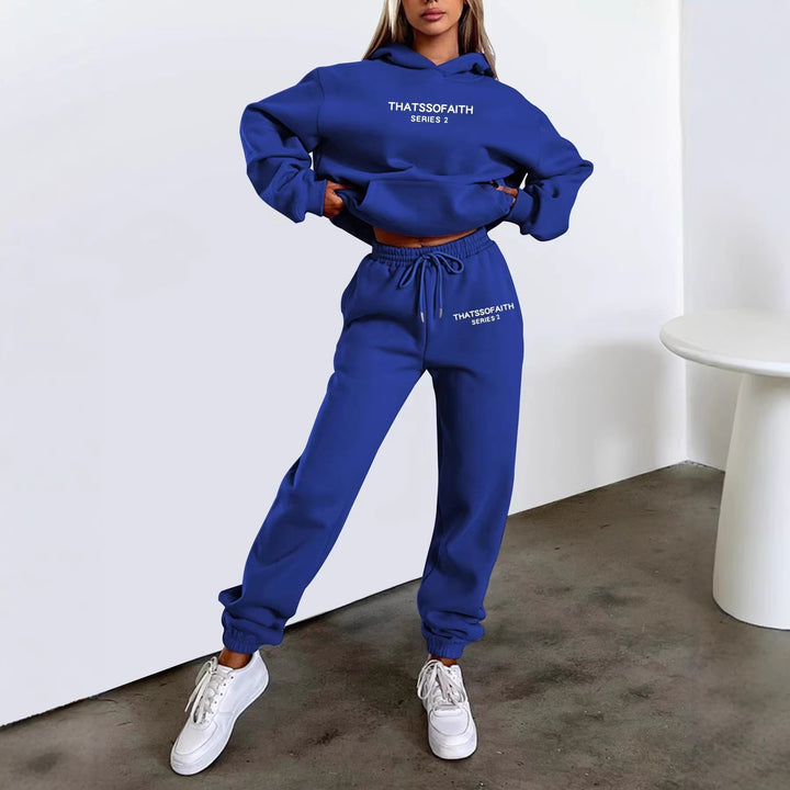 Women's jogging suit with comfortable hood and elastic cuffs Chic & Stil