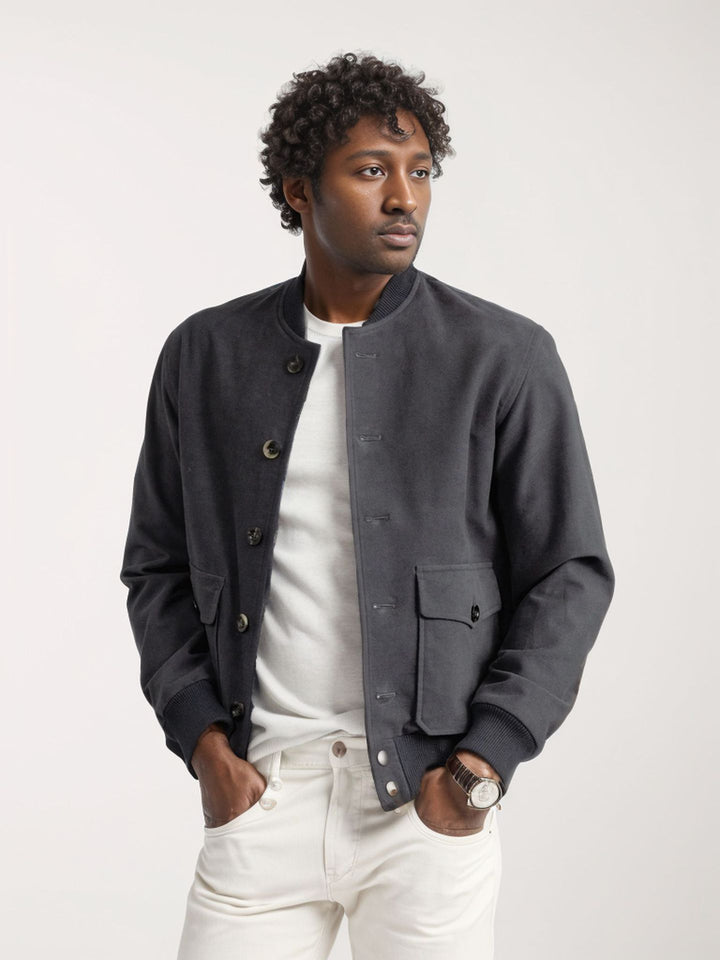 Casual bomber jacket for men made of high-quality material with practical pockets Lune London