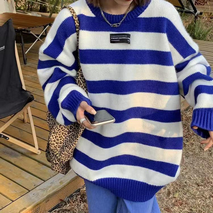 Comfortable sweater for women with wide stripes and a soft material Lune London