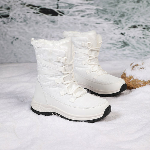 Winter boots for women with insulated lining and non-slip sole Lune London