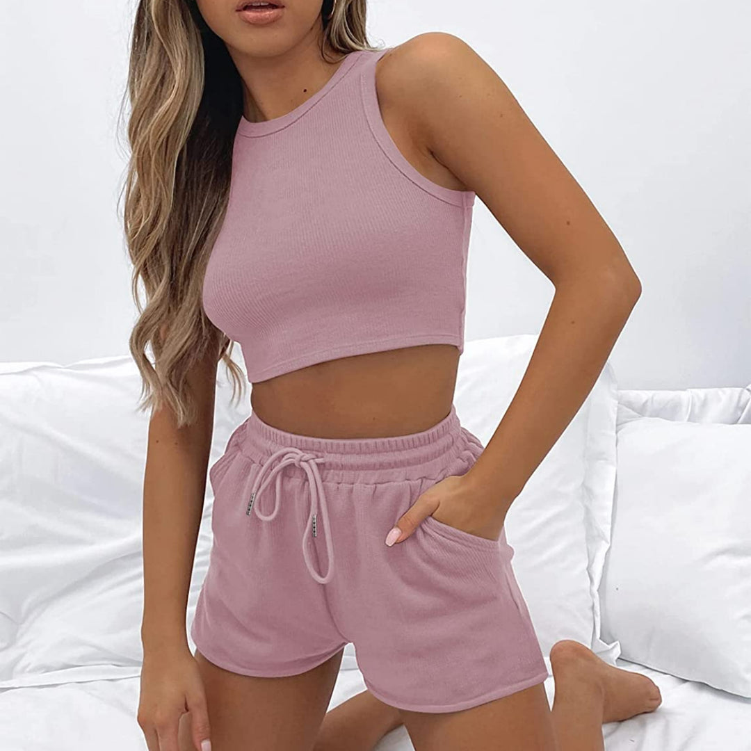 Tenue courte sportive à deux pièces pour femmes avec structure côtelée Lune London