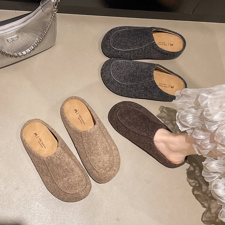 Ladies' chic and stylish salon shoes