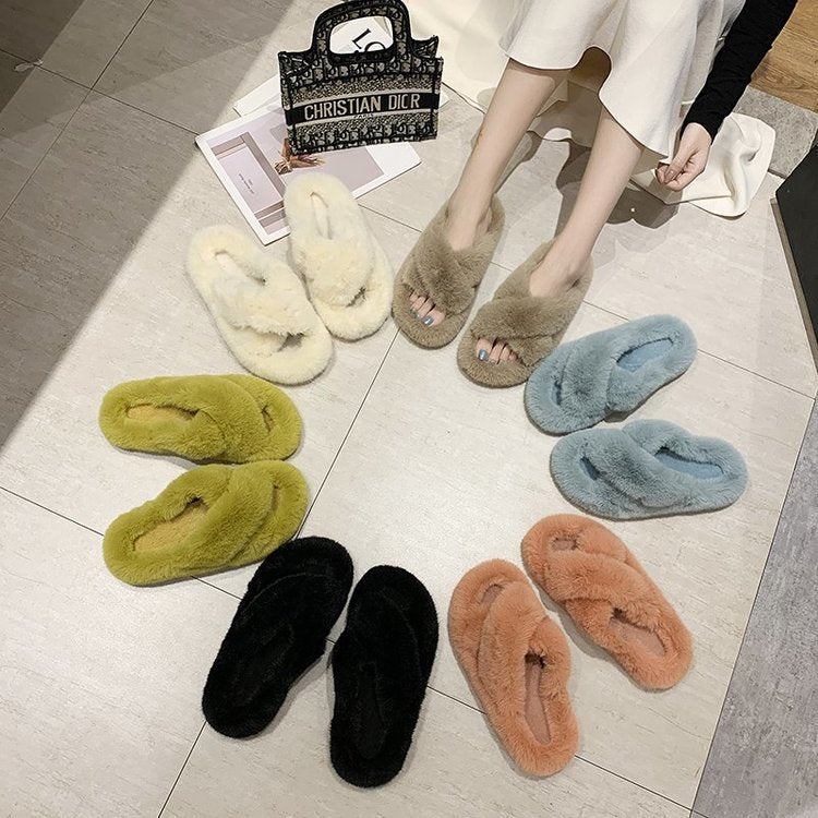 Women soft slippers with reversed straps and ergonomic sole Lune London
