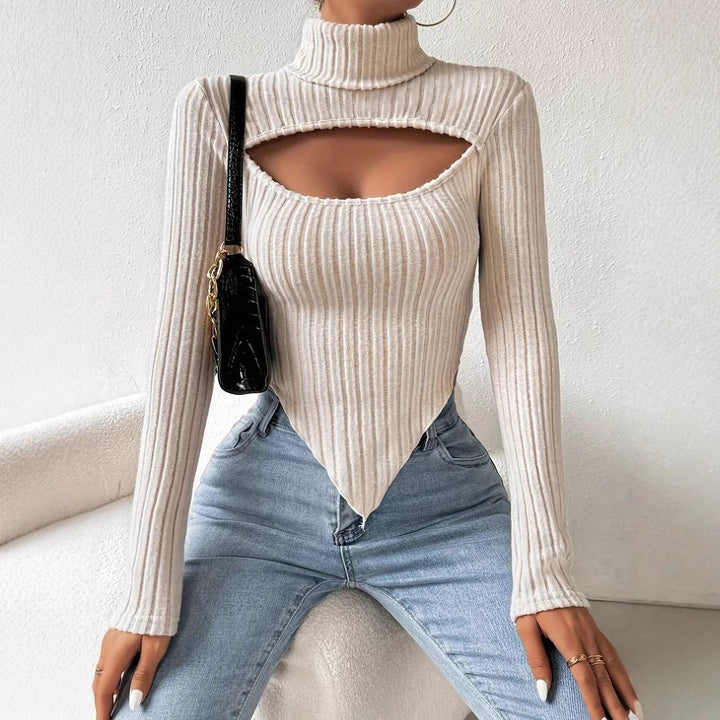 Body à manches longues pour femmes avec encolure asymétrique et texture côtelée Chic & Stil