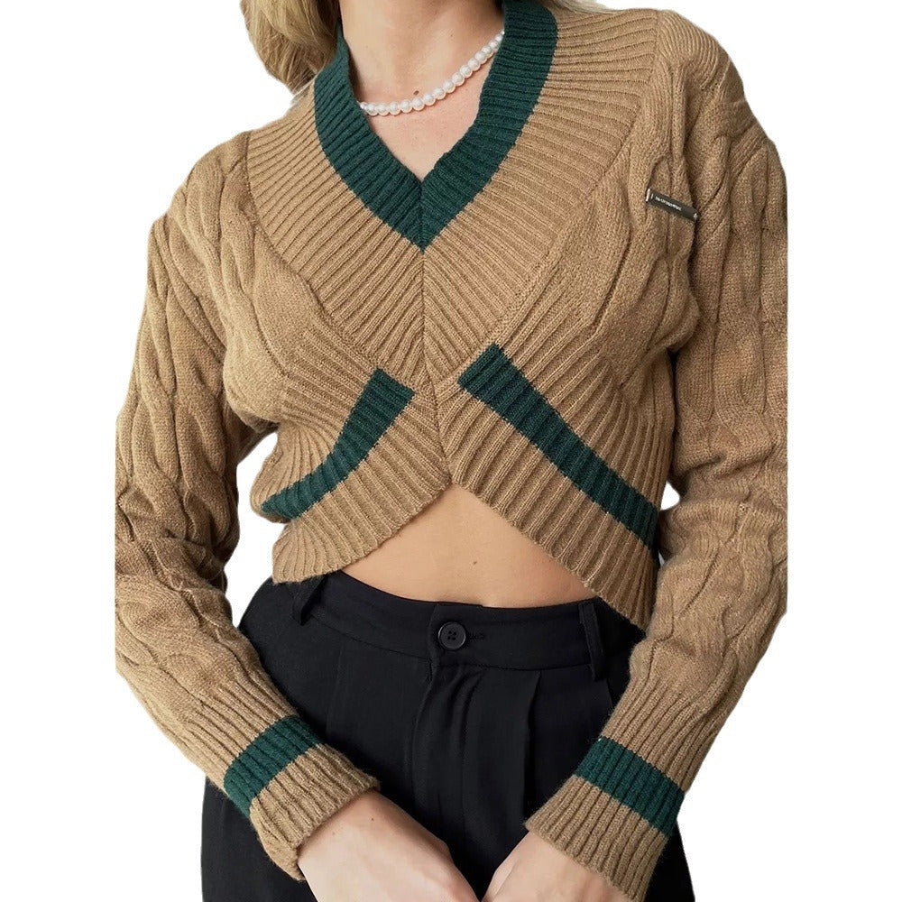 Short knitted sweater for women with V-neck and contrasting stripes Lune London