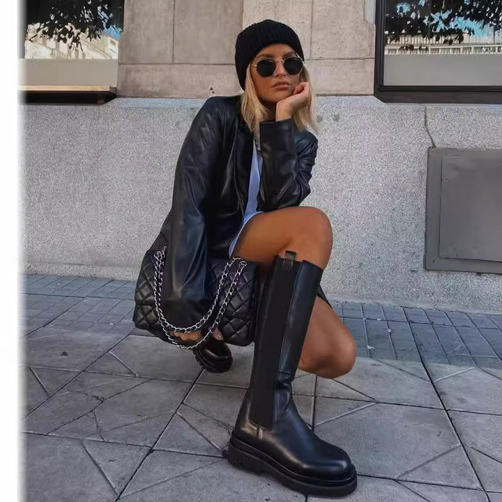 Elegant and refined ladies leather blazer jacket Lune London