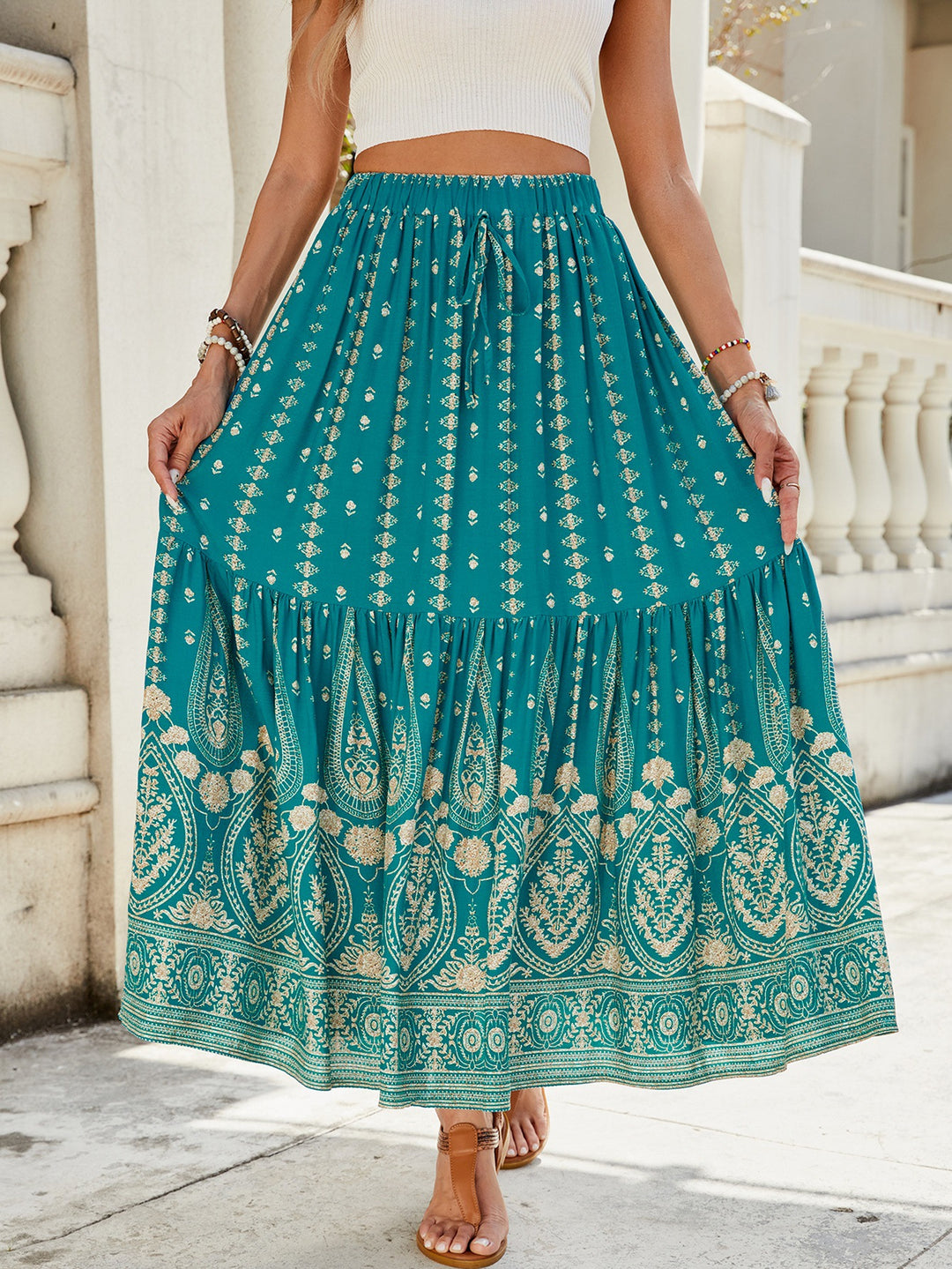 Maxi skirt for women with elastic waistband and opulent print Lune London