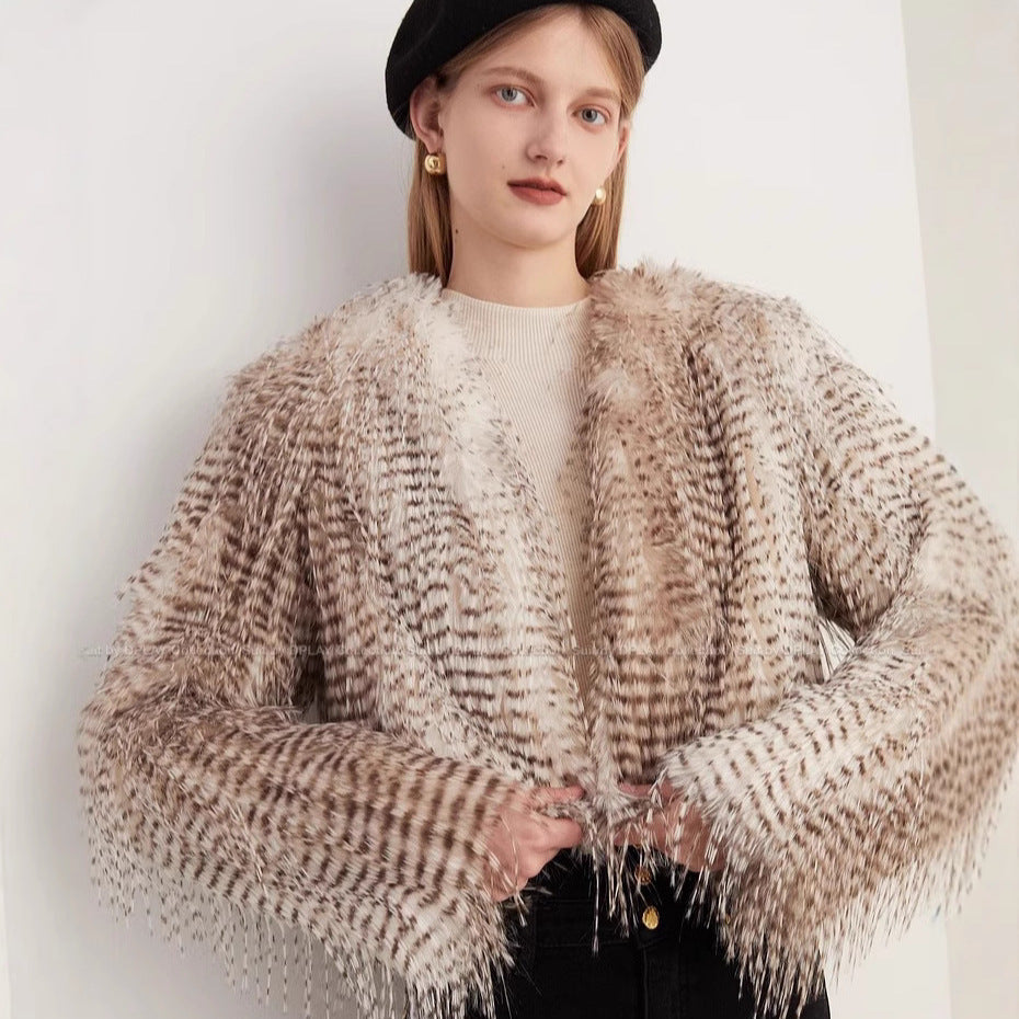 Women Luxury Tailored Fur Coat with Rich Detail Structure Lune London