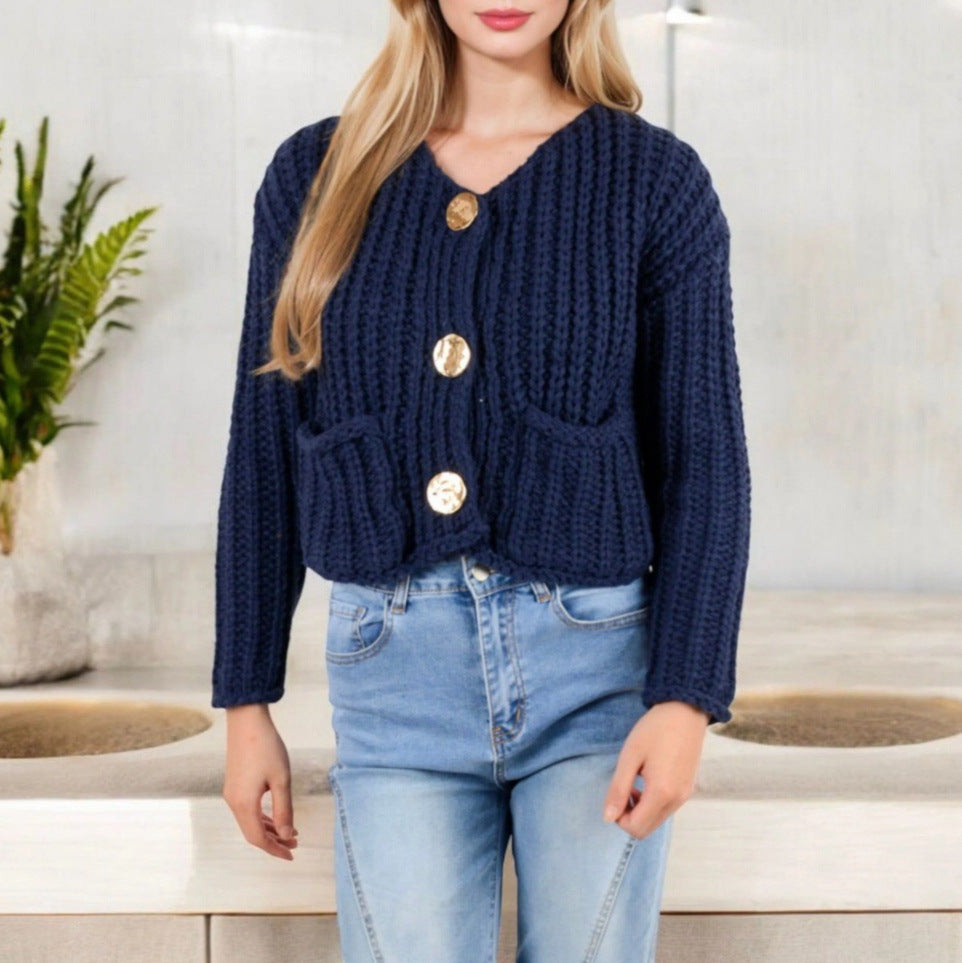 Women timeless cardigan with large buttons and pockets Lune London