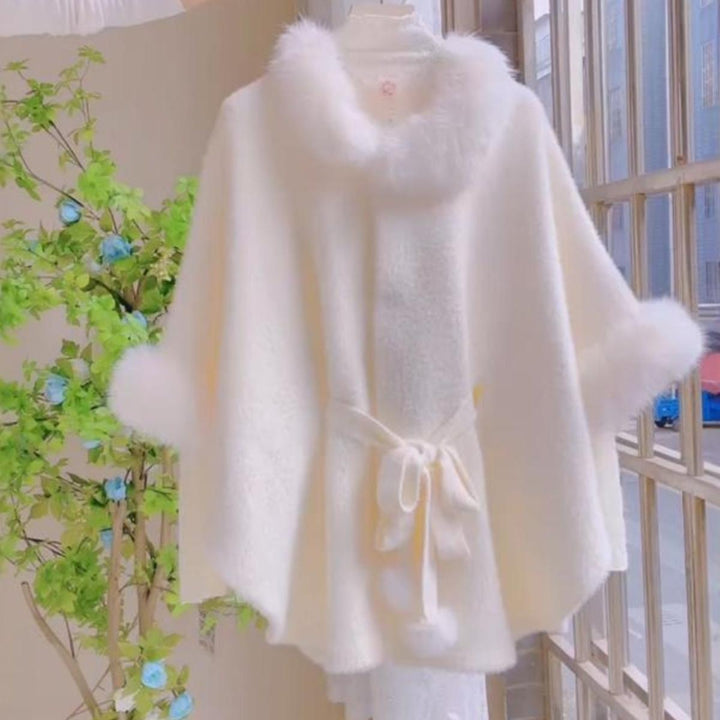 Veste à capuche confortable pour femmes avec col en fourrure amovible Chic & Stil