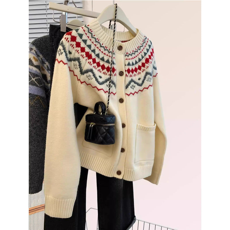 Cardigan pour femmes avec motif traditionnel Chic & Stil