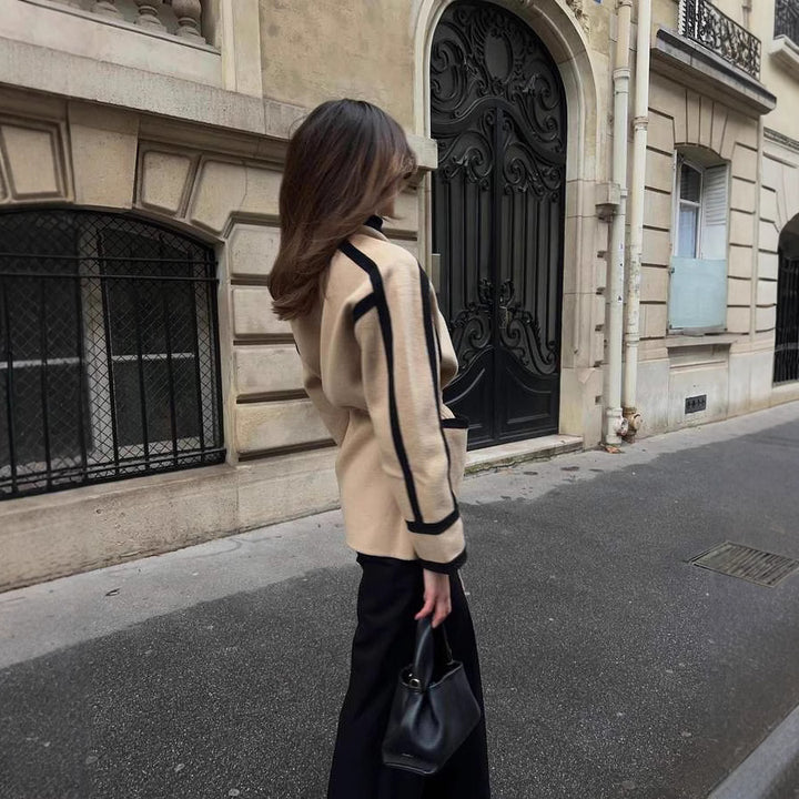 Fashion oversized coat for women with belt and graphic contrasts Lune London