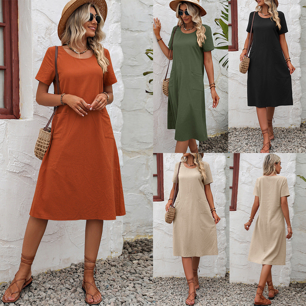 Casual midi dress for women with practical pockets and chic side panels