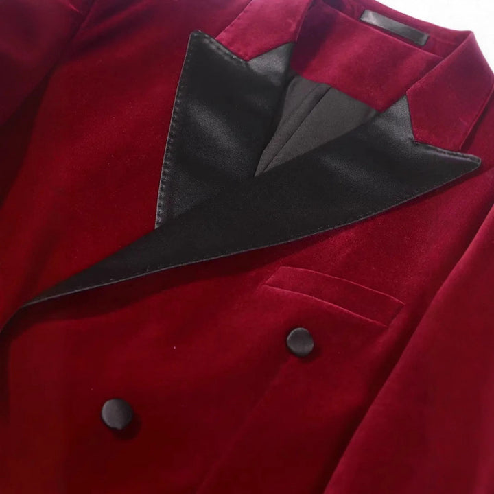 Extravagant velvet jacket for men with sparkling lapels Lune London