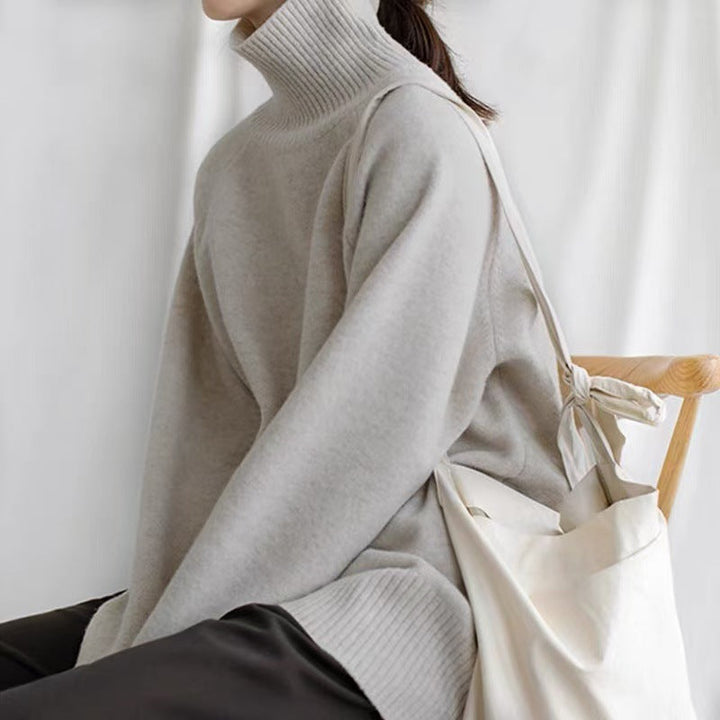 Women's Oversized Turtleneck Sweater with Ribbed Texture Lune London