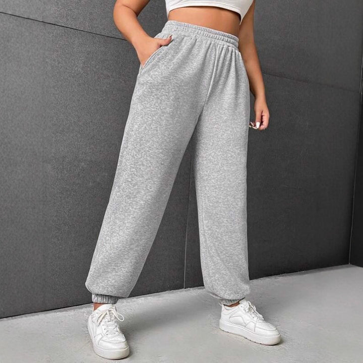 Women's leisure pants with a wide cut and elastic waistband Chic & Stil