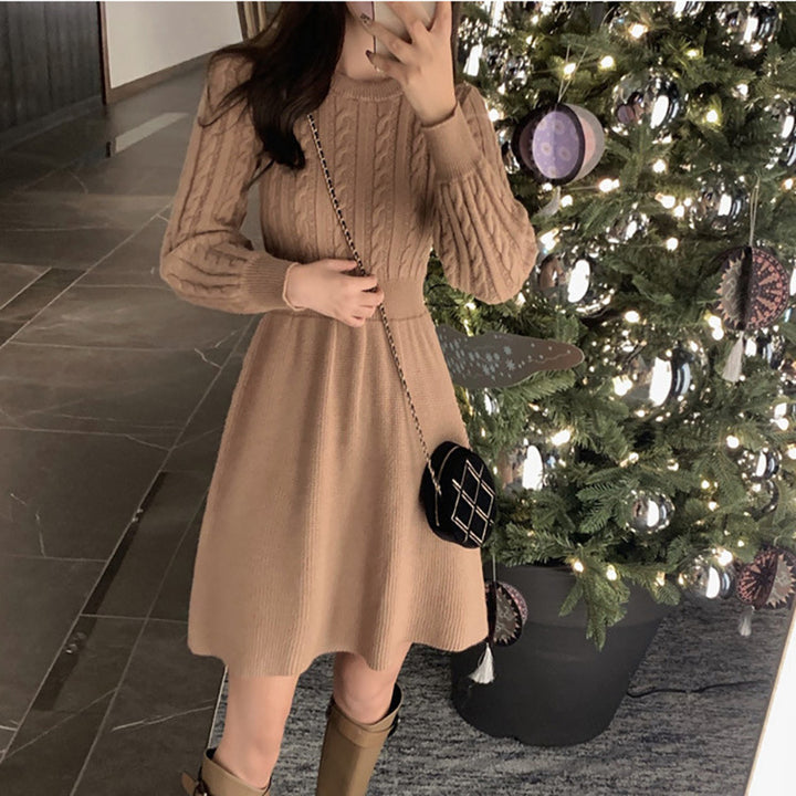Knit dress for women with a fitted cut and classic ribbed structures Lune London