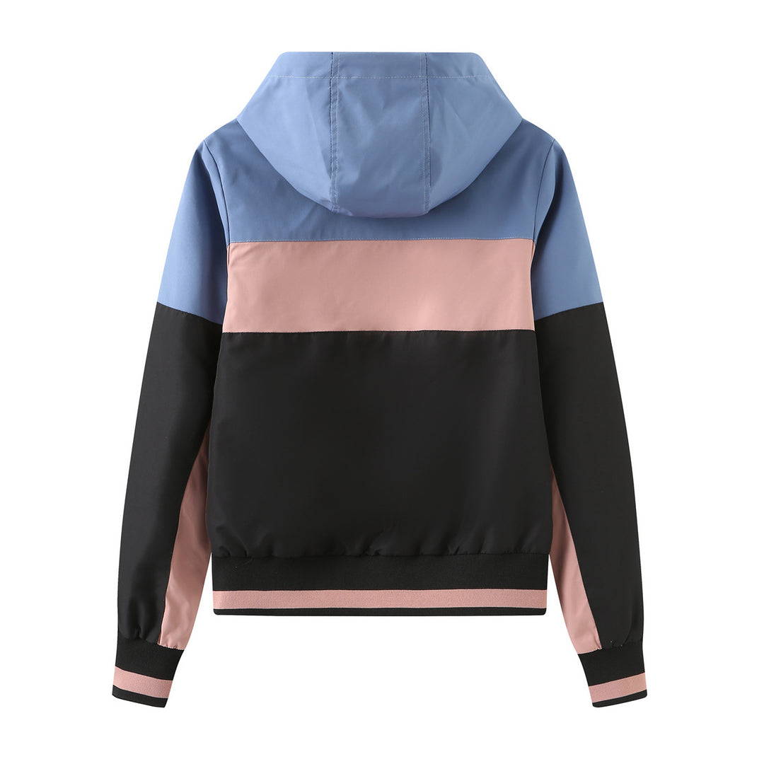 Fashionable women's windbreaker with contrasting color accents Chic und Stil