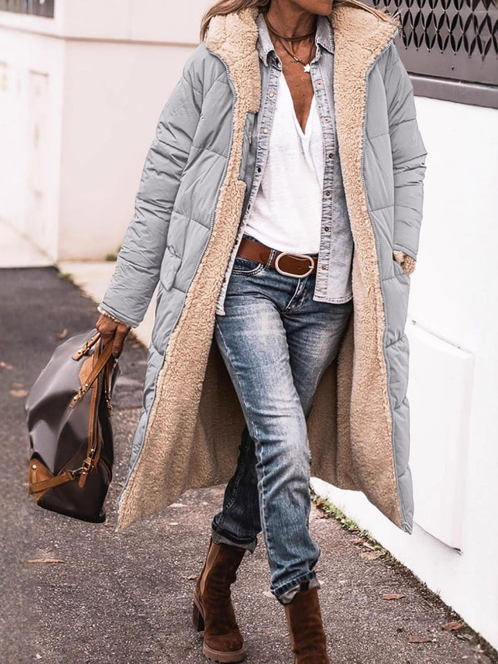 Ladies long down jacket with cozy teddy lining and large collar Lune London