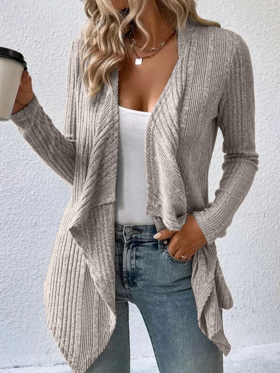 Veste en tricot décontractée pour femmes avec ourlet asymétrique Lune London