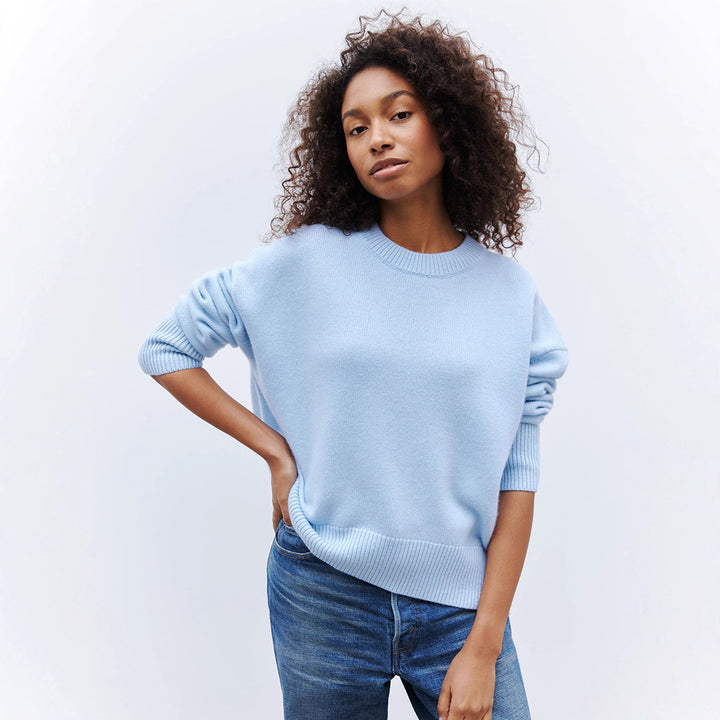 Pull en tricot confortable pour femmes avec une silhouette décontractée Chic & Stil
