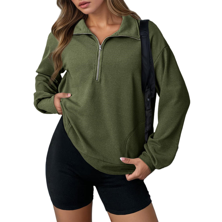 Casual hooded sweatshirt for women with zipper and practical pockets Lune London