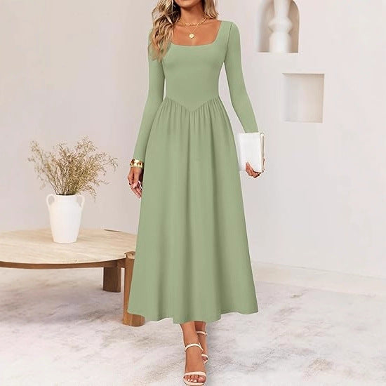 Robe midi élégante pour dames avec col carré et manches longues Chic & Stil