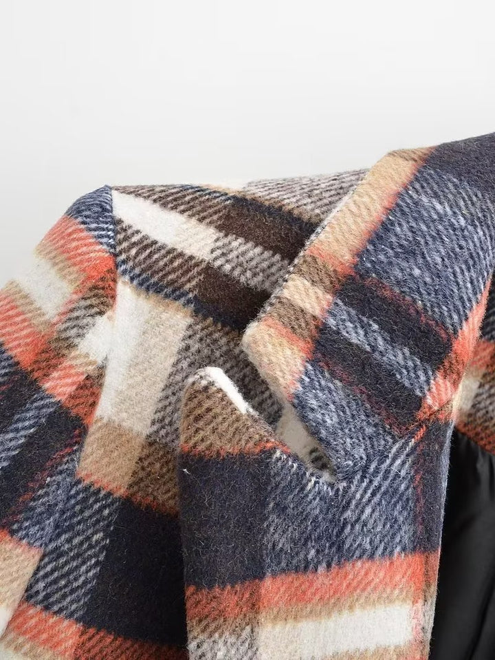 Veste blazer à carreaux pour femmes avec poches élégantes Chic & Stil