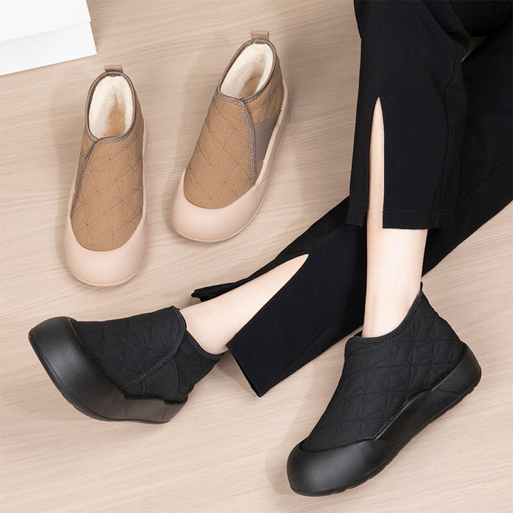 Lune London | Women's Cozy Fleece Lined Slip-On Shoes