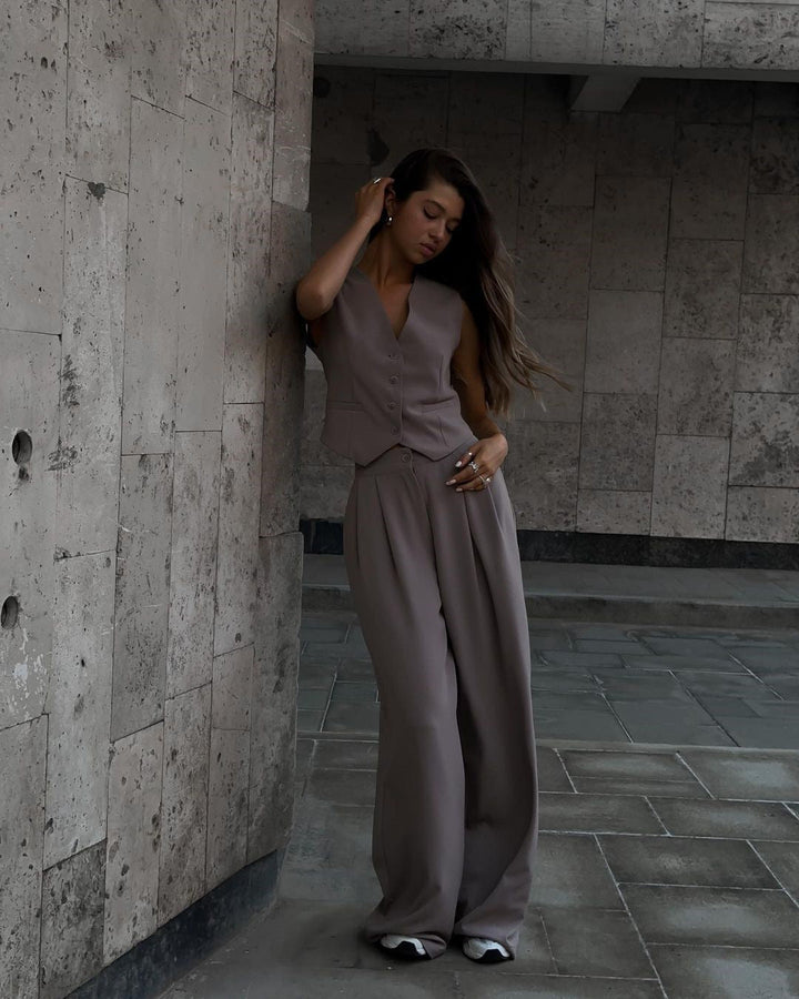 Lune London | Sleeveless V-neck Vest with Wide Leg Pants Ensemble