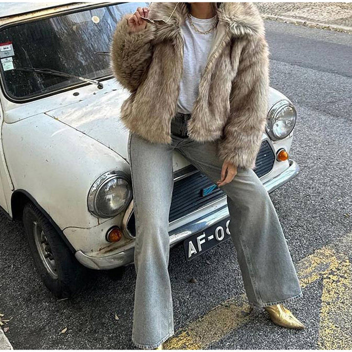 Ladies teddy coat with trendy cut Lune London
