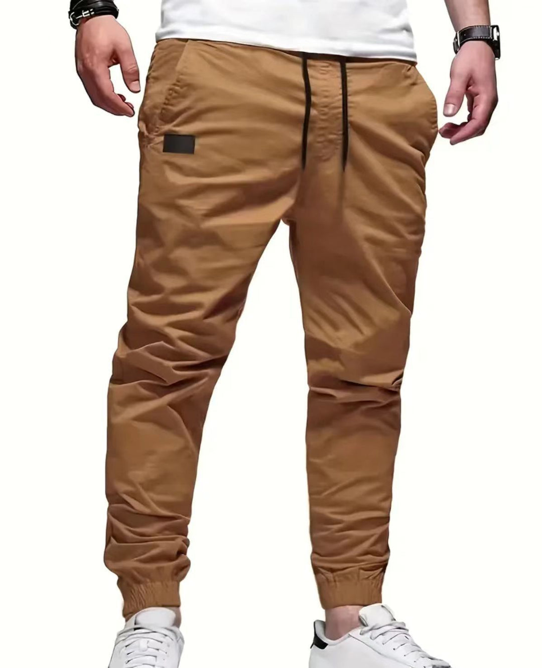 Stylish cargo pants for men with an elastic waistband and practical side pockets Lune London