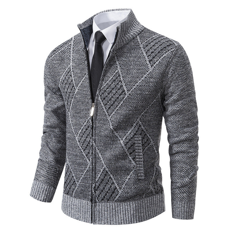 Men's knit jacket with a modern braid design and practical zipper Lune London