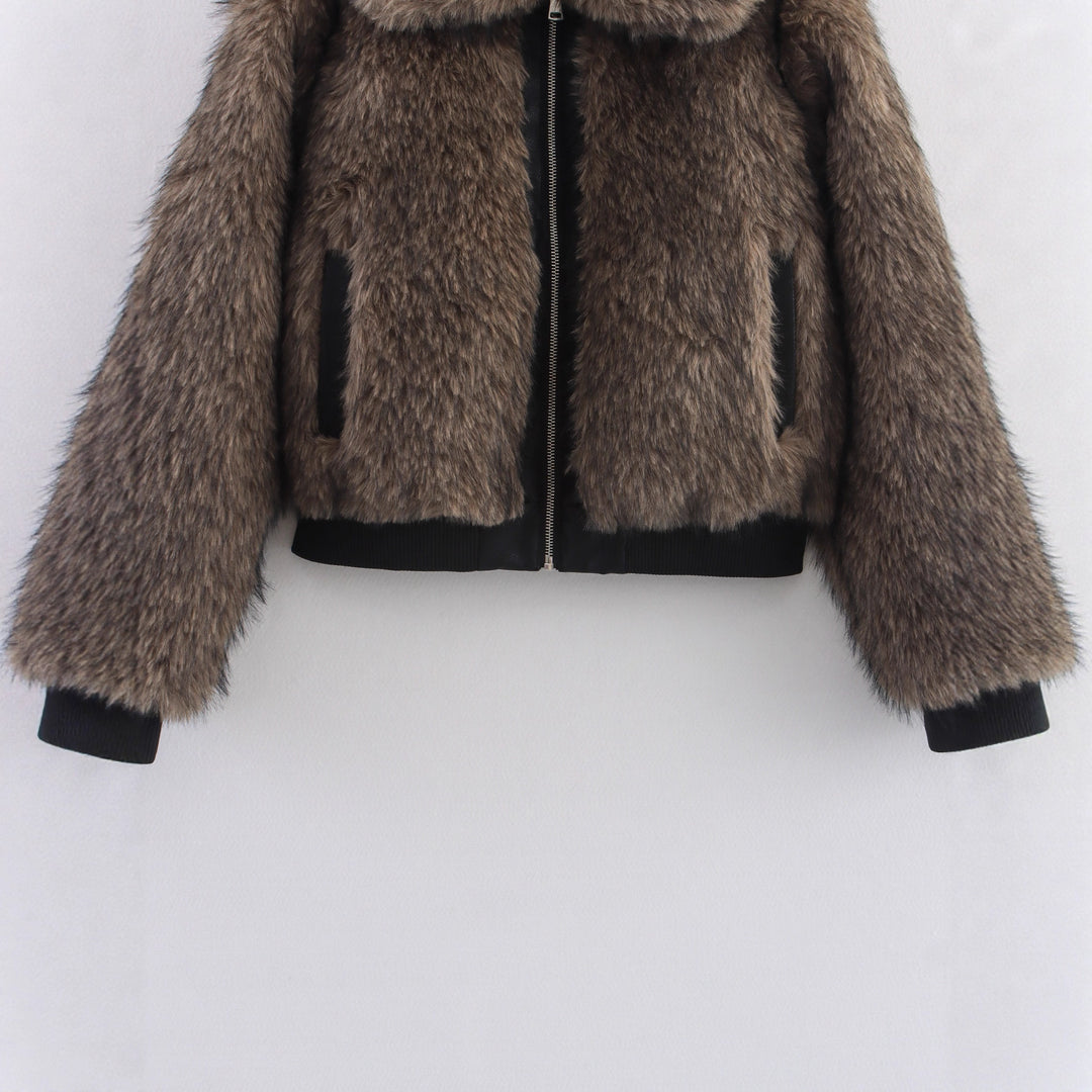 Trendy faux fur jacket for women with asymmetric cut Lune London