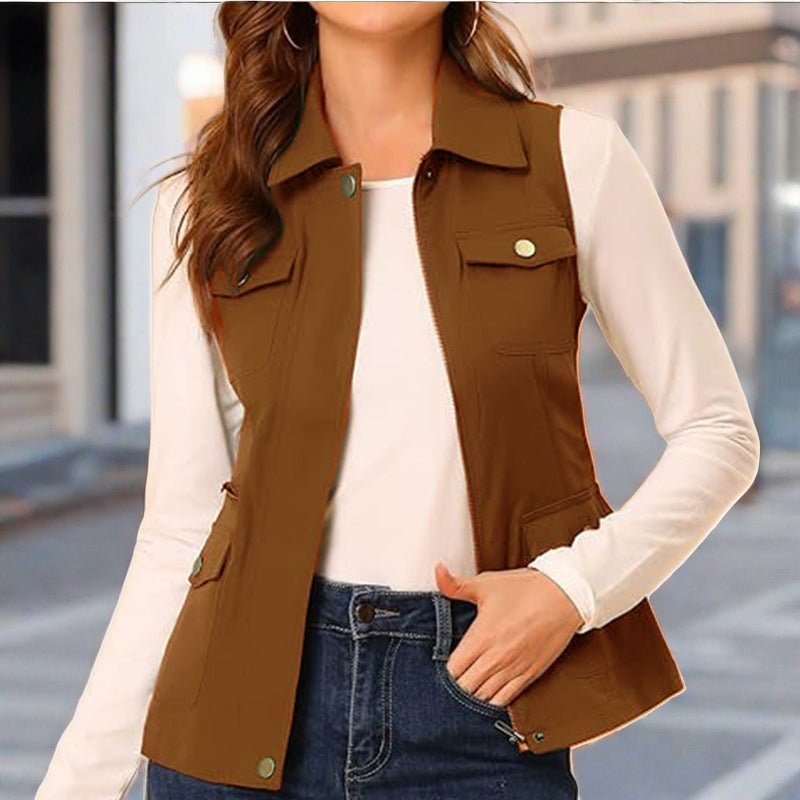 Women quilted gilet outdoor style with practical pockets Lune London