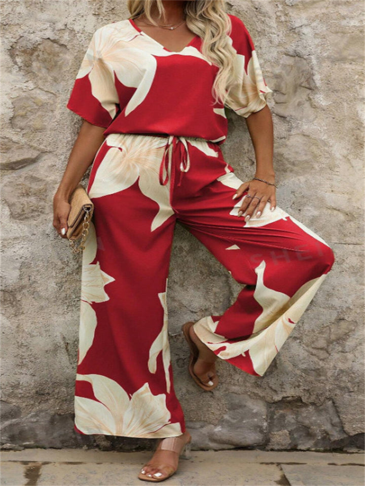 Ladies Elegant Jumpsuit with floral patterns and wide leg Lune London