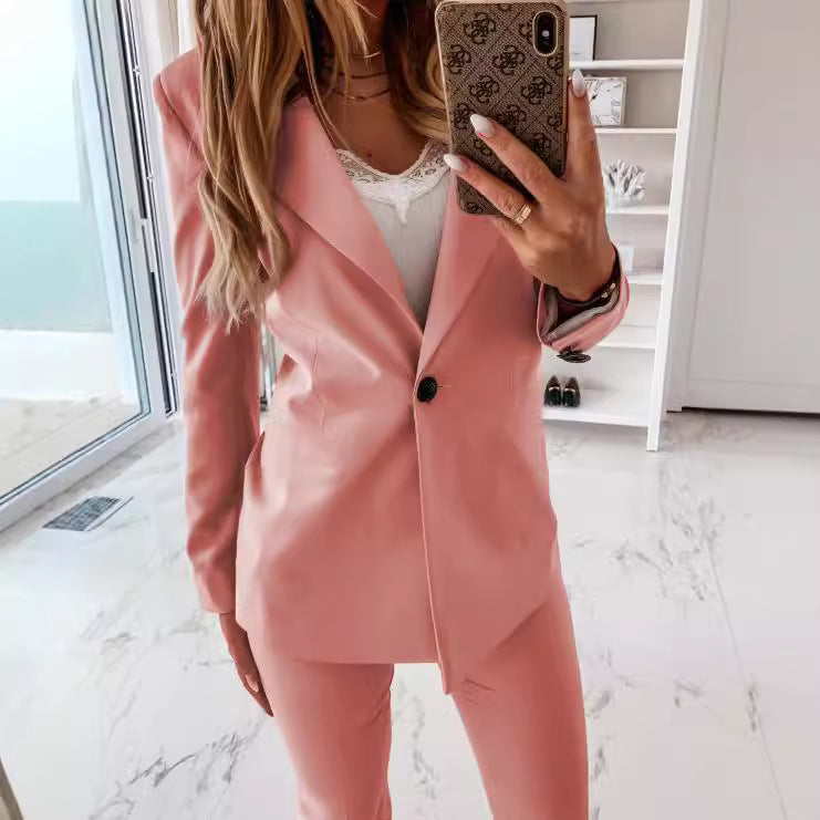 Elegant oversized jacket for women with structured details and long sleeves Lune London