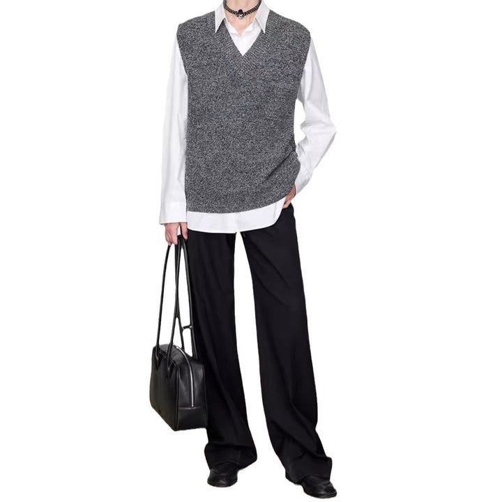 Gilet tricoté pour femmes avec décolleté en V et coupe décontractée Chic & Stil