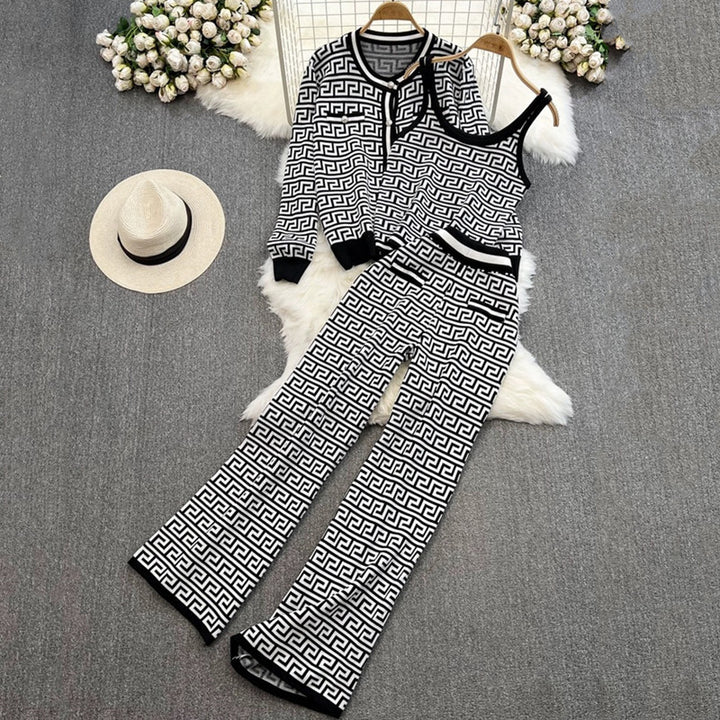 Knitted geometric pattern loungewear set for women with cardigan Lune London