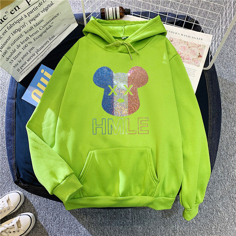 Women's hoodie with artistic bear motif Chic & Stil