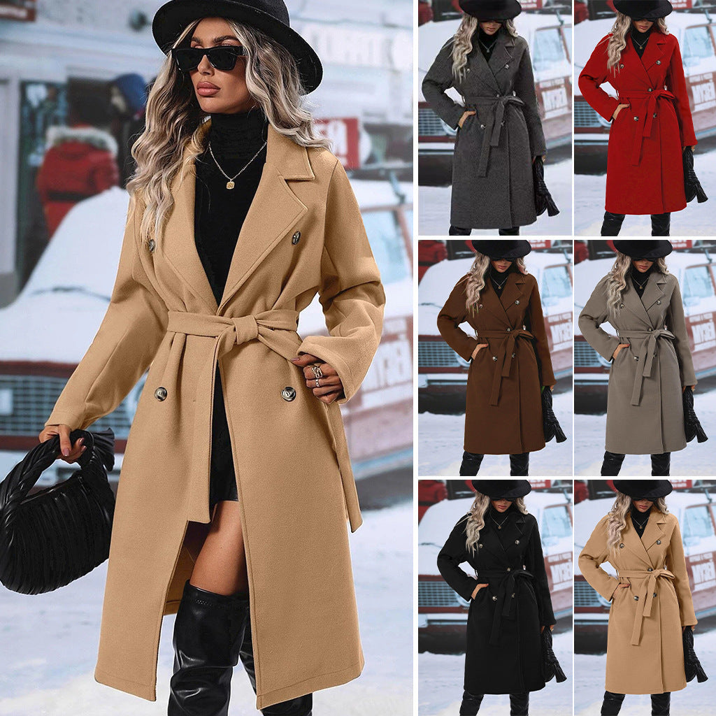 Elegant women's overcoat with tie belt and double row of buttons Lune London
