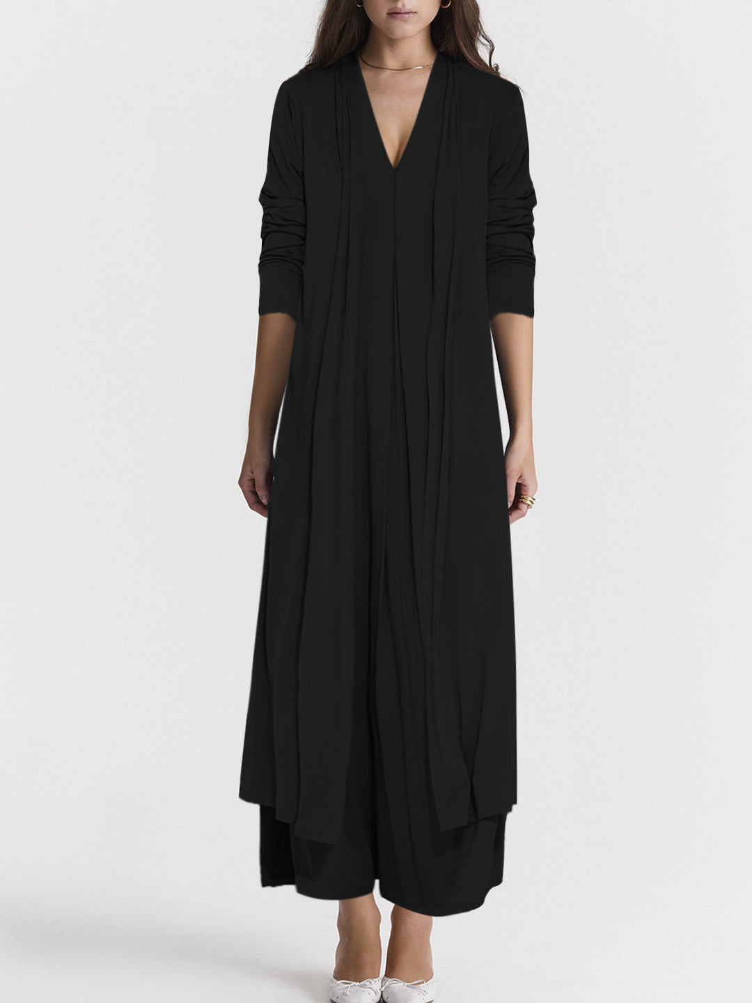 Airy maxi skirt for women with elegant V-neck and flowy cut Lune London