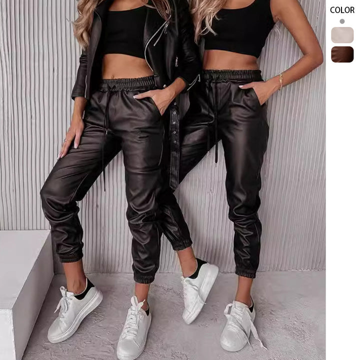 Urban tracksuit set for women with casual jacket and elastic joggers Chic & Stil