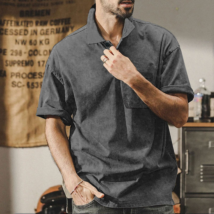 Men's short sleeve casual shirt with a practical chest pocket design Lune London