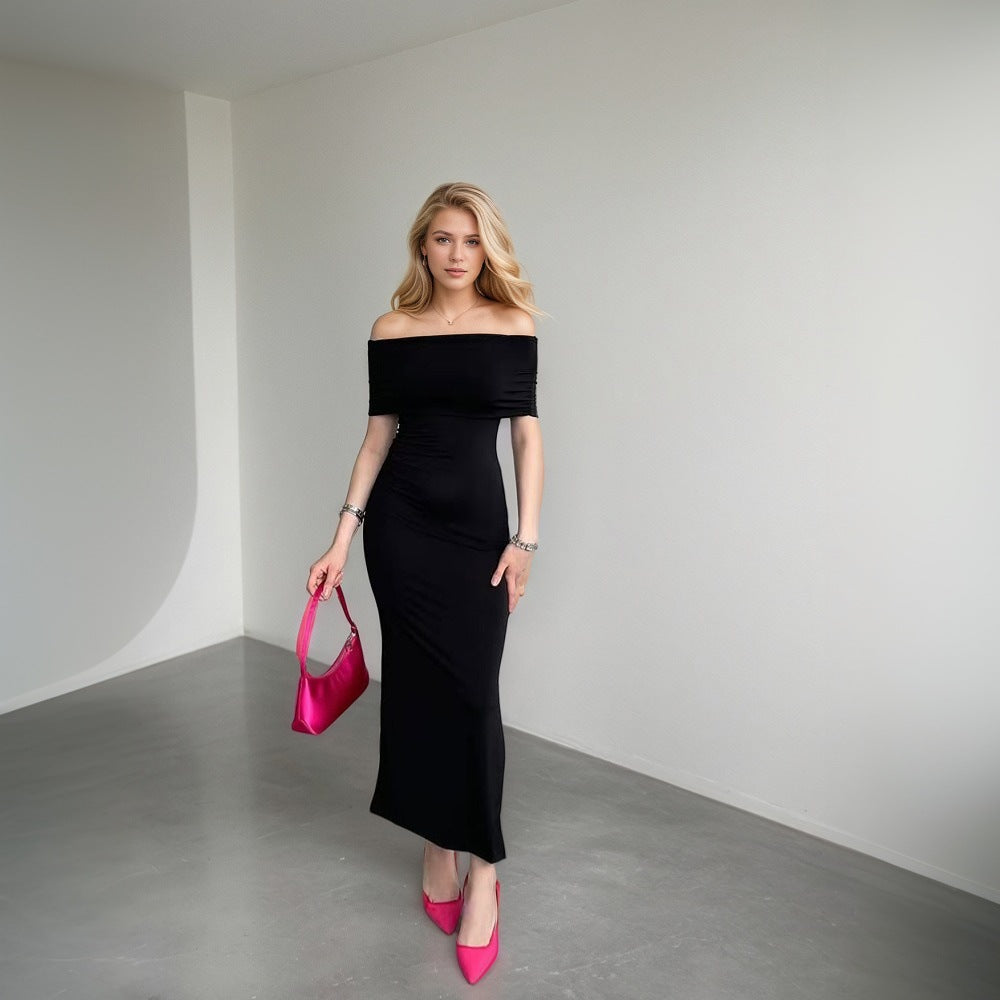 Robe maxi pour femmes avec une coupe hors-épaule et une fente élégante Chic & Stil