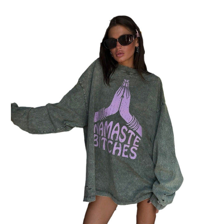 Oversized sweatshirt for women with creative writing and casual fit Lune London