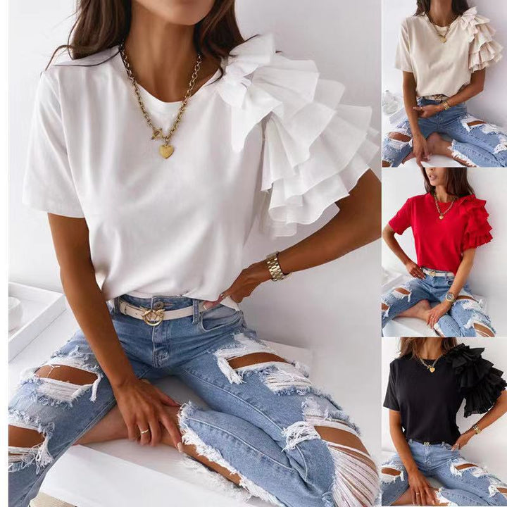 T-shirt femme avec des détails de volants tendance Chic & Stil