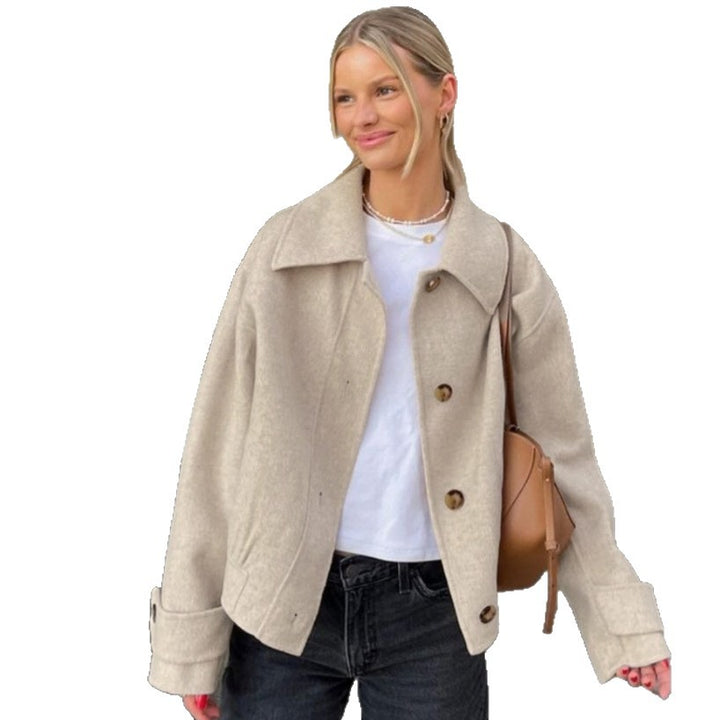Lightweight fabric jacket for women in a relaxed oversized fit Lune London