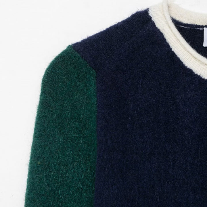 Cardigan élégant pour femmes avec des manches contrastées Chic & Stil